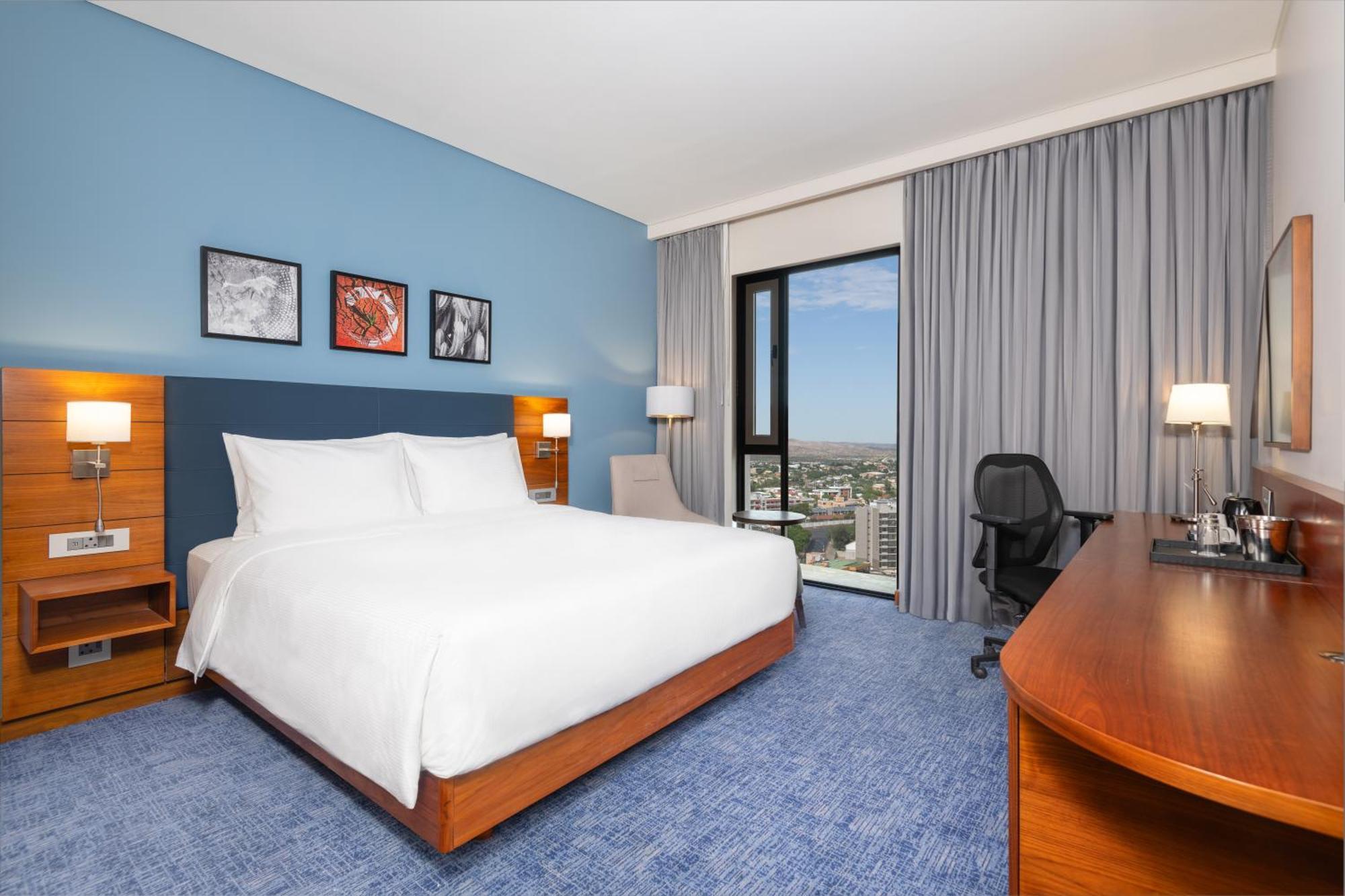 Hilton Garden Inn ويندهوك المظهر الخارجي الصورة