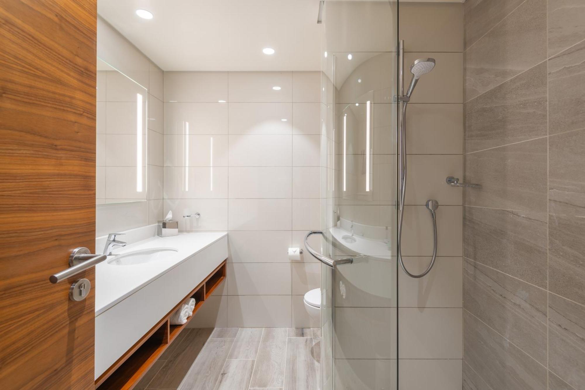 Hilton Garden Inn ويندهوك المظهر الخارجي الصورة