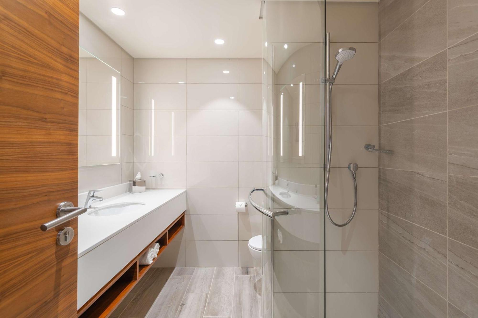 Hilton Garden Inn ويندهوك المظهر الخارجي الصورة